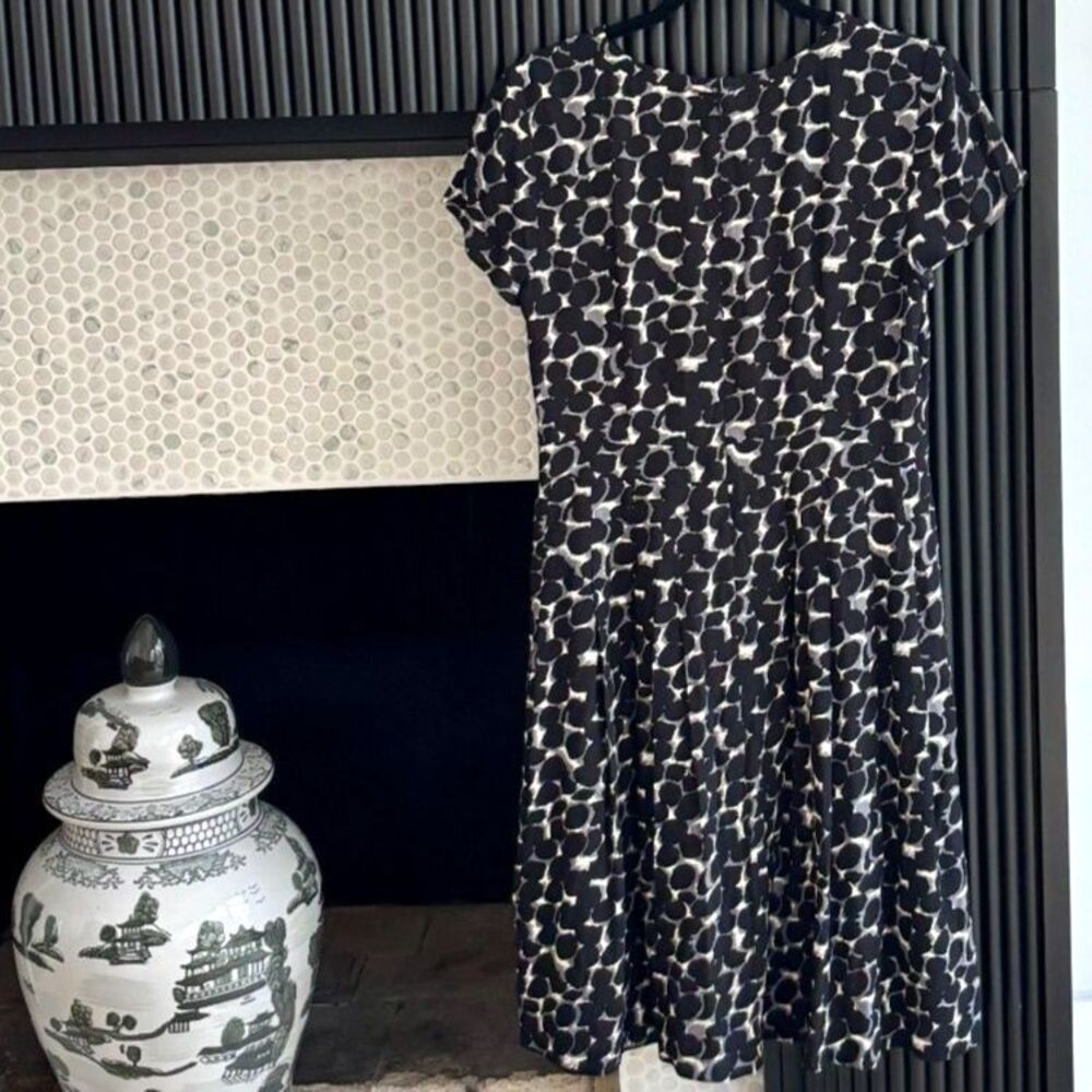 Talbots Abstract Leopard Animal Print Dress Black Grey Fit Flare Pleated Midi 8P